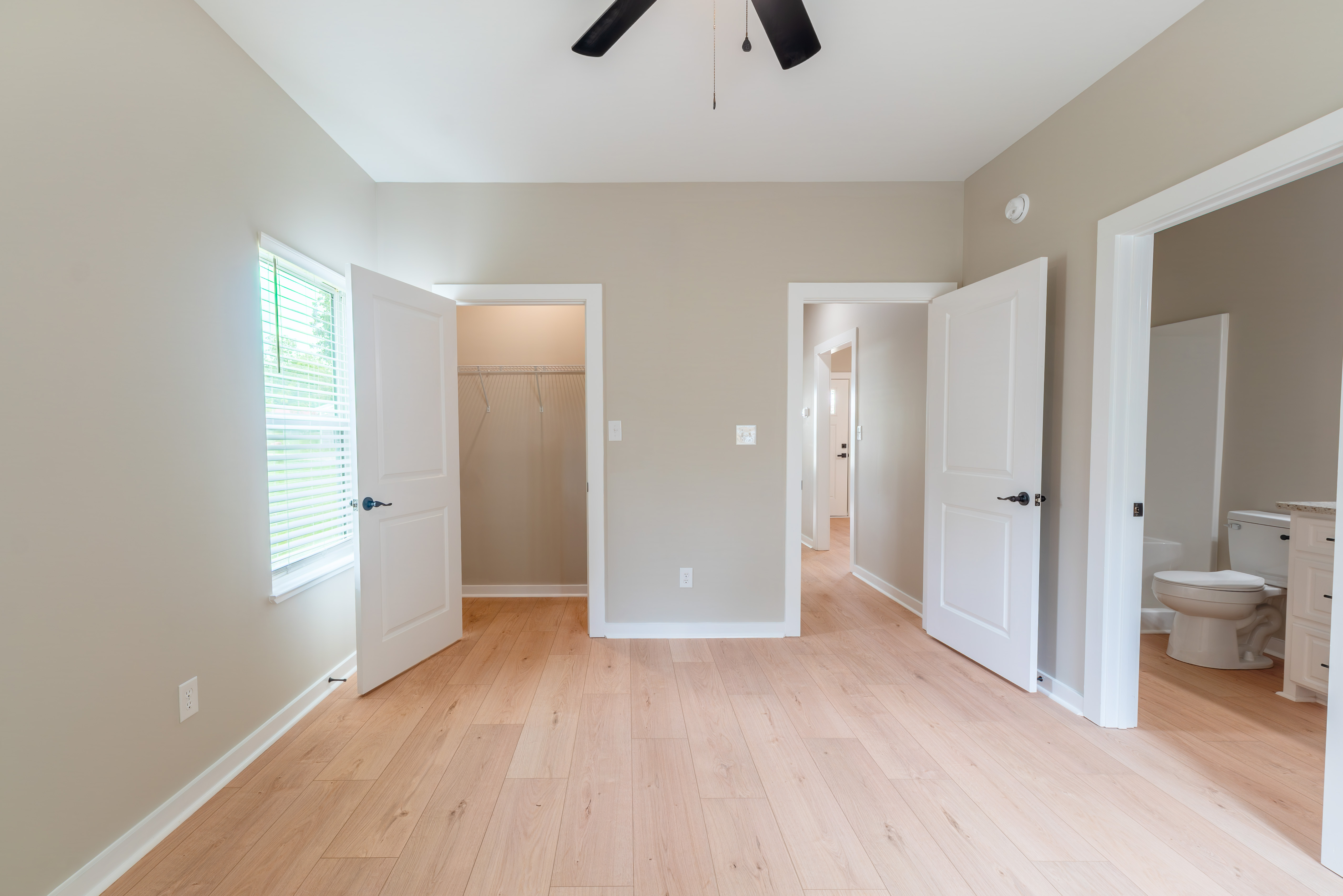 173 N Watson Street photo 9
