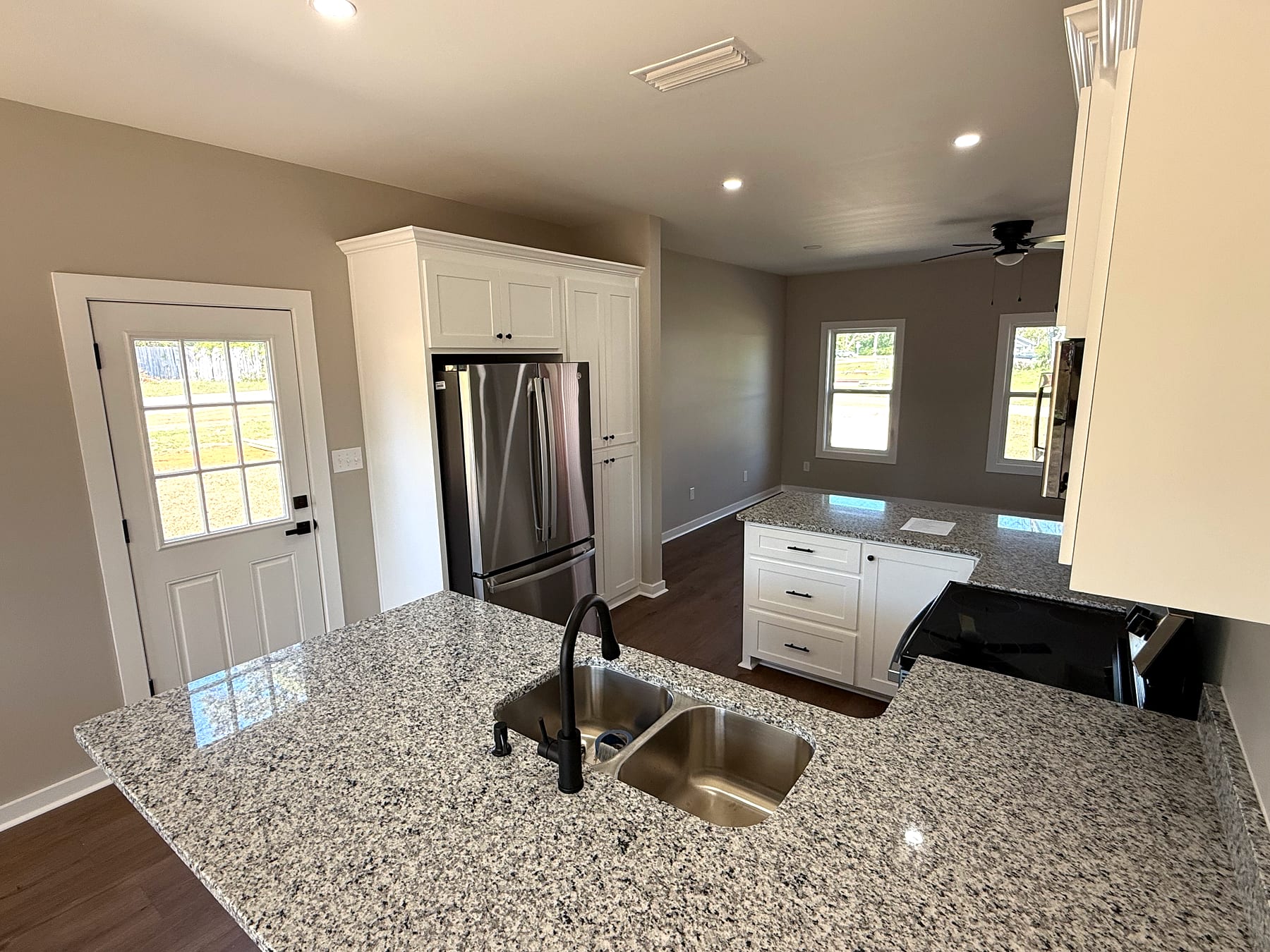 Willow Floor Plan photo 11