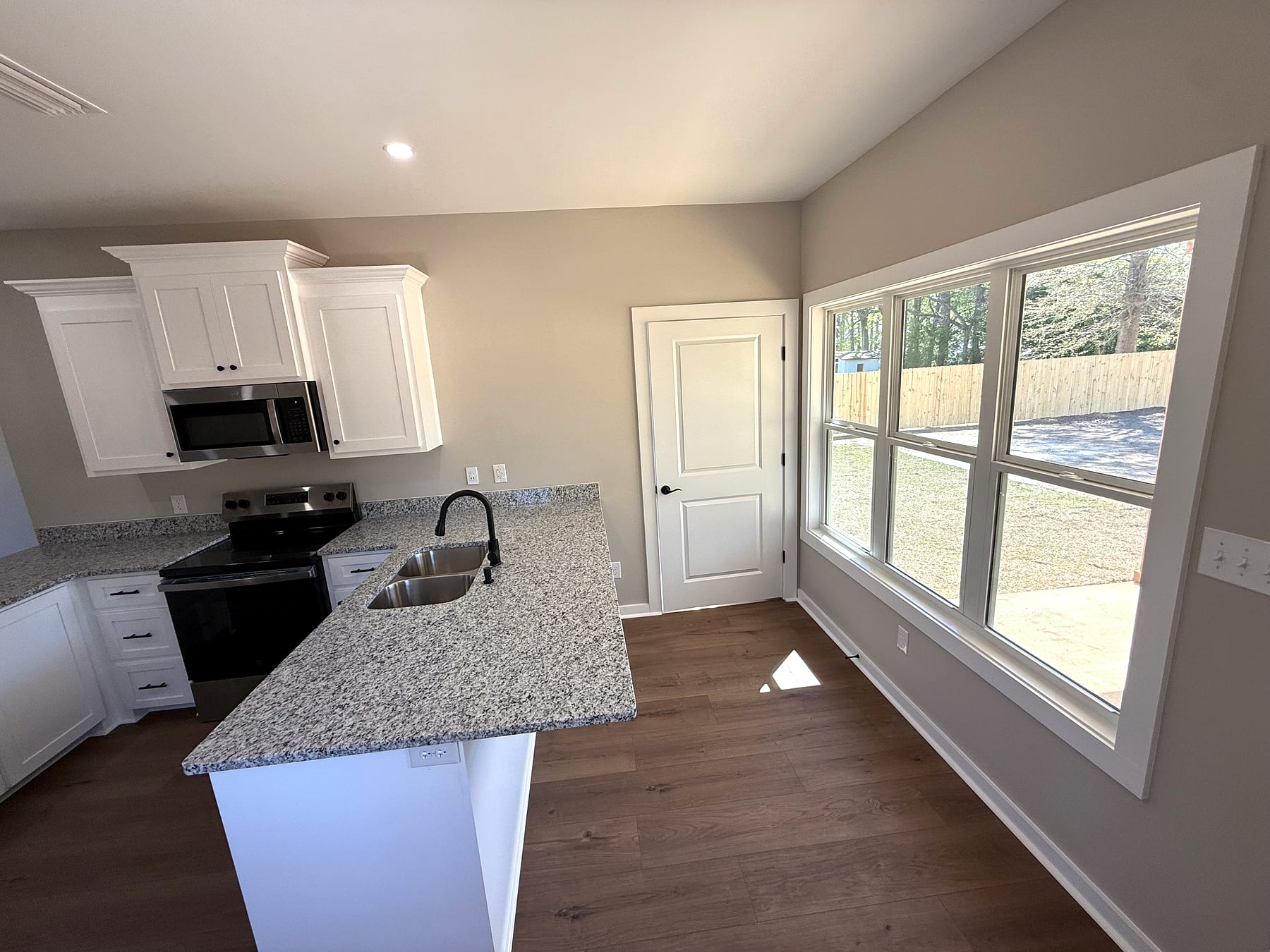 Willow Floor Plan photo 12